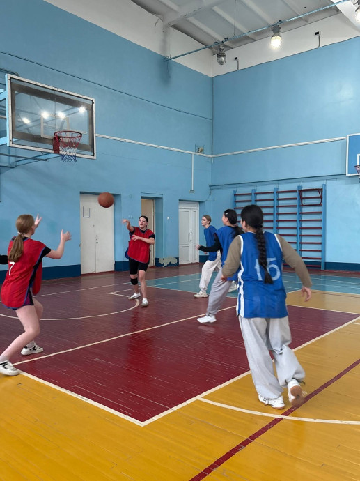 Соревнования по баскетболу на 1 курсе 7